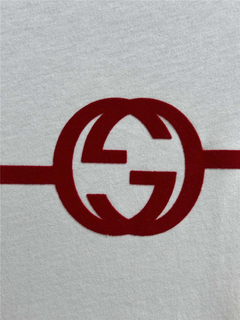 Gvc*1 contrast flocked t-shirt