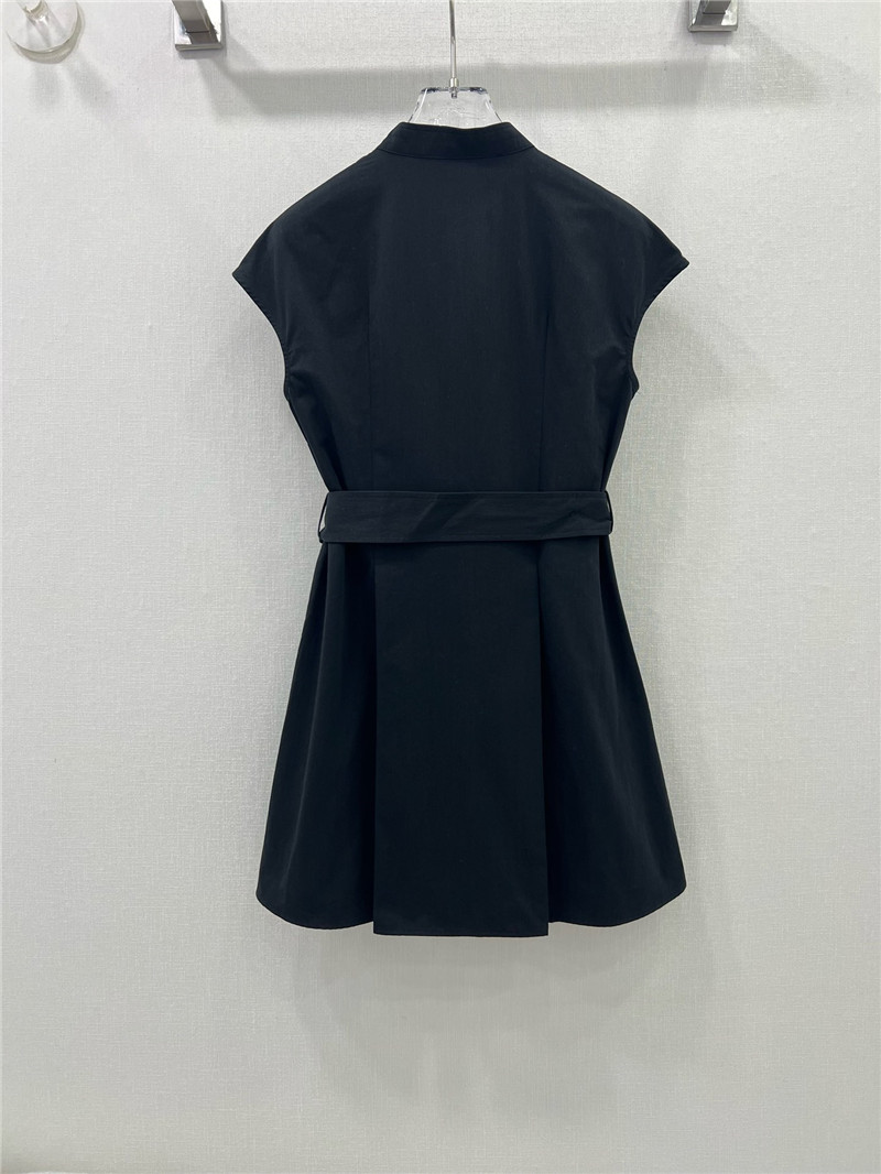 D10r cd belted sleeveless dress