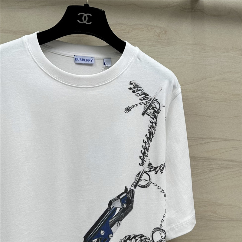 Bv*b*rry chain graffiti print cotton t-shirt