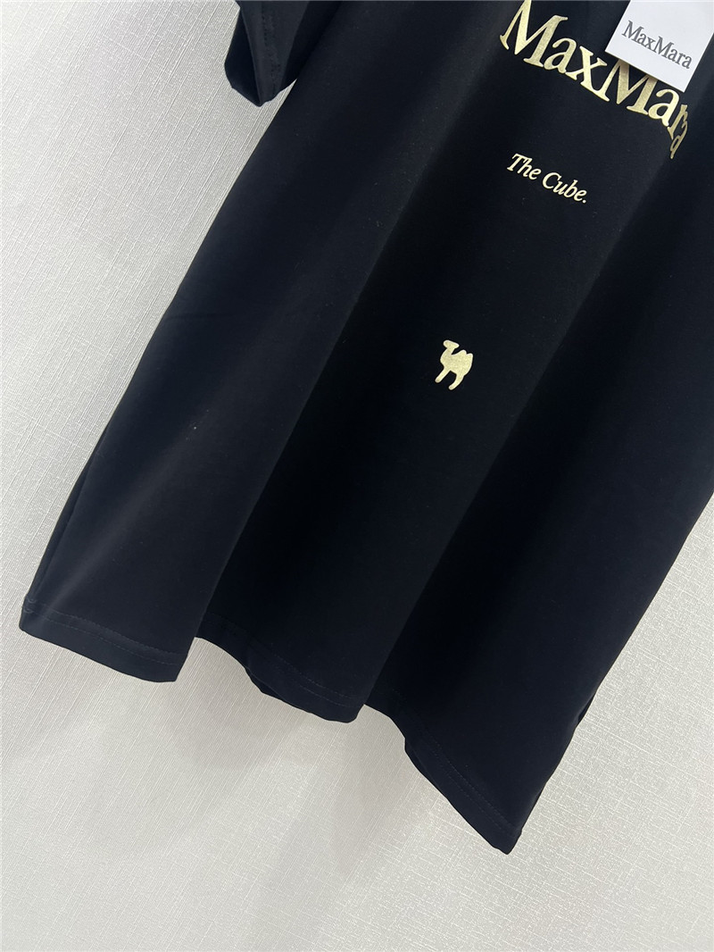 Vanitoo gold lettering printed front and back T-shirt