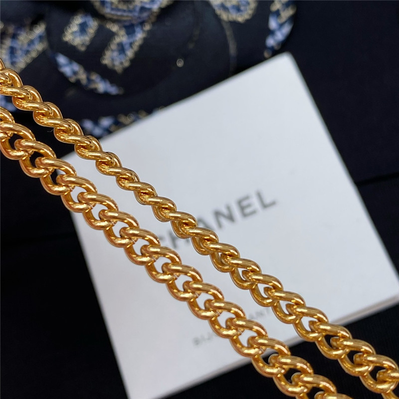 Ch**el letter double c necklace