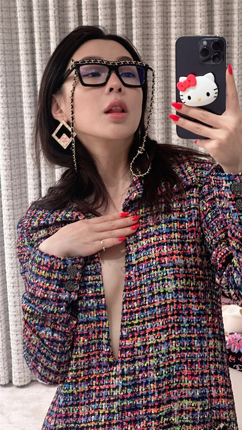 Ch**el pink square earrings