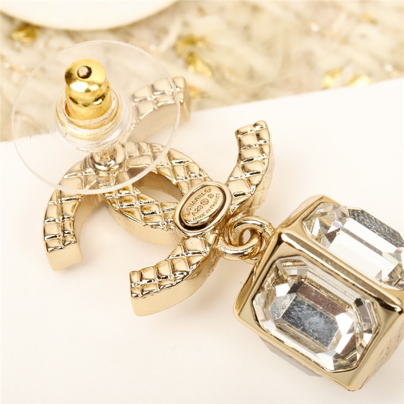 ch**el D1am0nd double c earrings