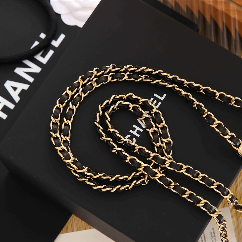 Ch**el chain belt