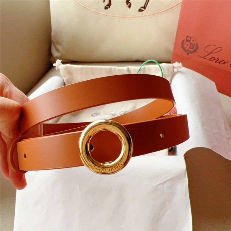 L0r0 P1ana new belt