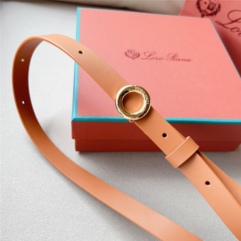 L0r0 P1ana new belt