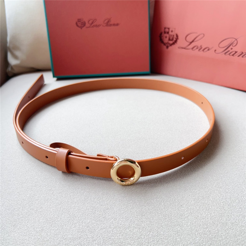 L0r0 P1ana new belt