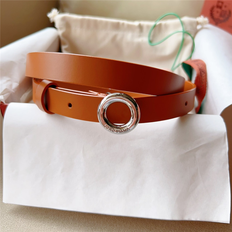 L0r0 P1ana new belt