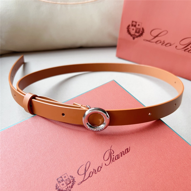 L0r0 P1ana new belt
