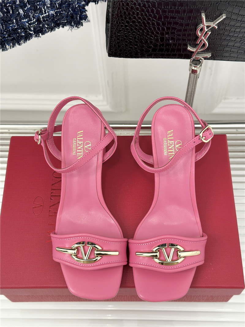 va1e*ntin0 thick heel sandals ma1s0n Marg*e1a replica shoes
