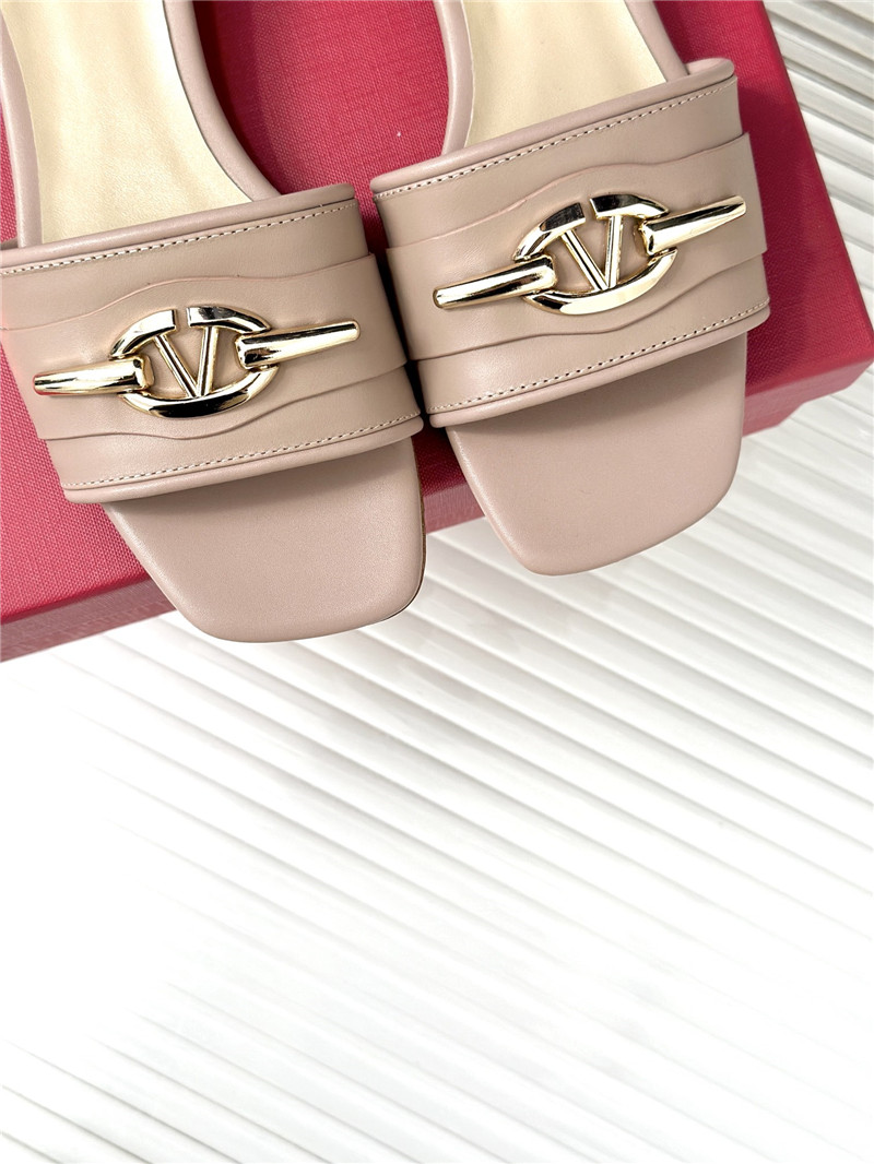 va1e*ntin0 thick heel sandals ma1s0n Marg*e1a replica shoes
