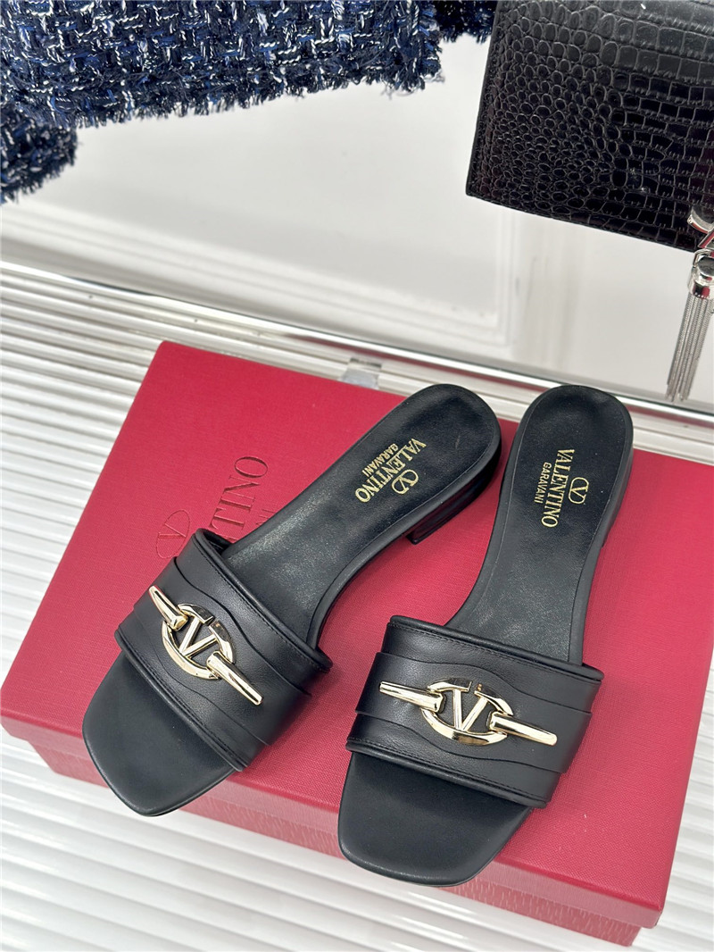 va1e*ntin0 thick heel sandals ma1s0n Marg*e1a replica shoes