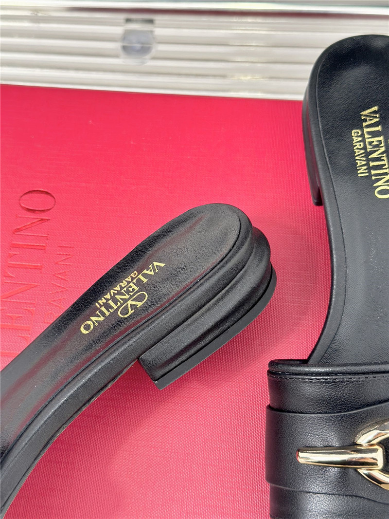 va1e*ntin0 thick heel sandals ma1s0n Marg*e1a replica shoes