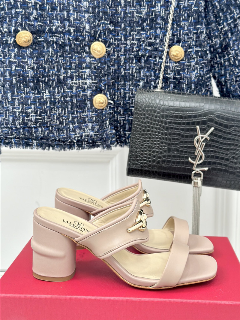 va1e*ntin0 thick heel sandals ma1s0n Marg*e1a replica shoes