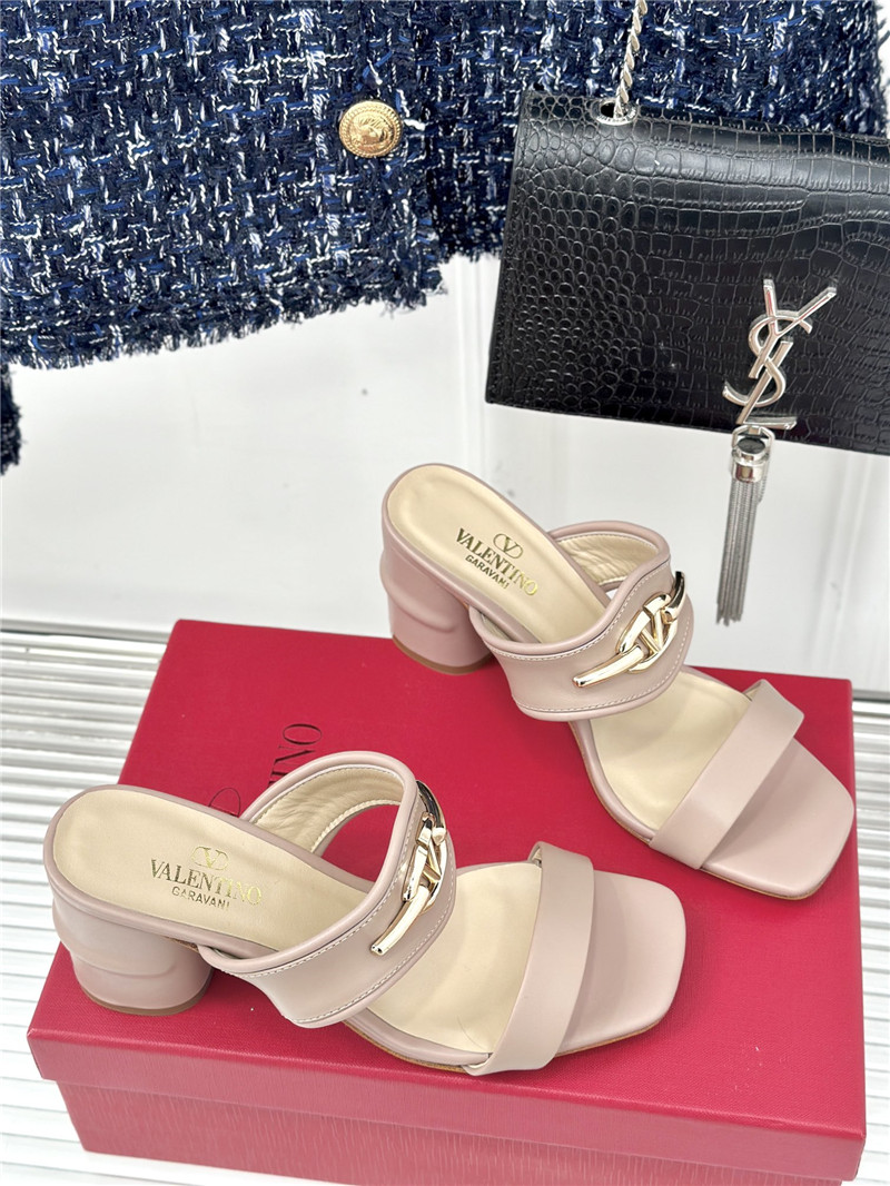 va1e*ntin0 thick heel sandals ma1s0n Marg*e1a replica shoes