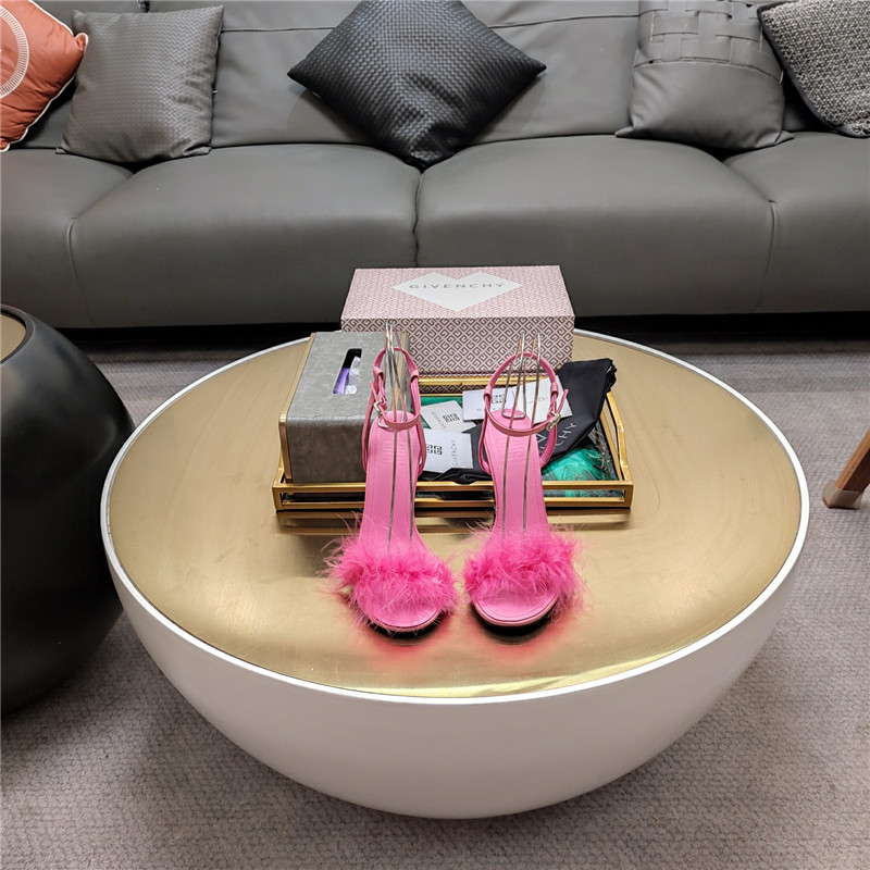 givenchy ostrich feather sandals ma1s0n Marg*e1a replica shoes
