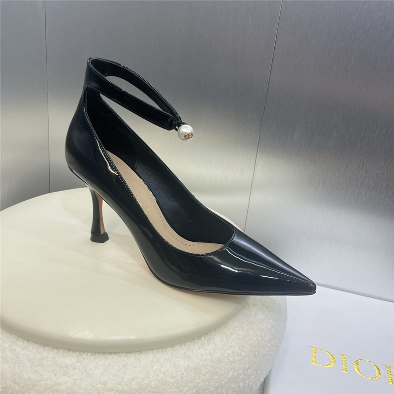 D10r pearl hoop strap women’s shoes best replica shoes website