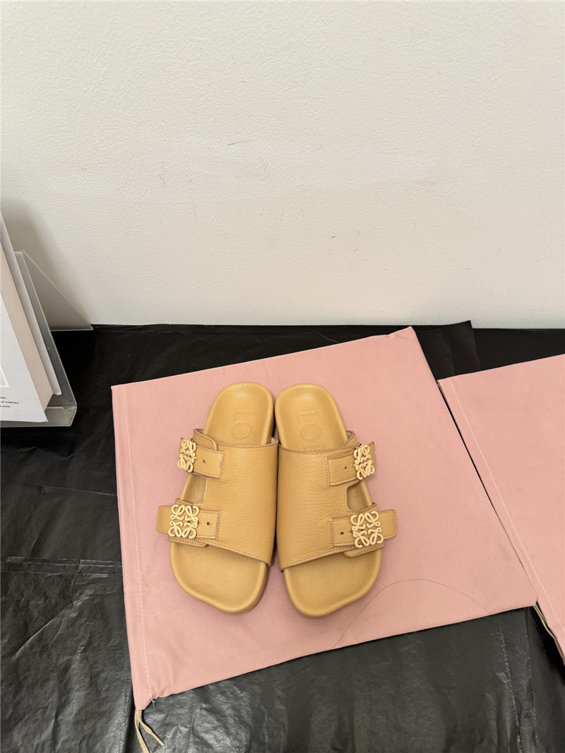 L0ew* new leather slippers for couples