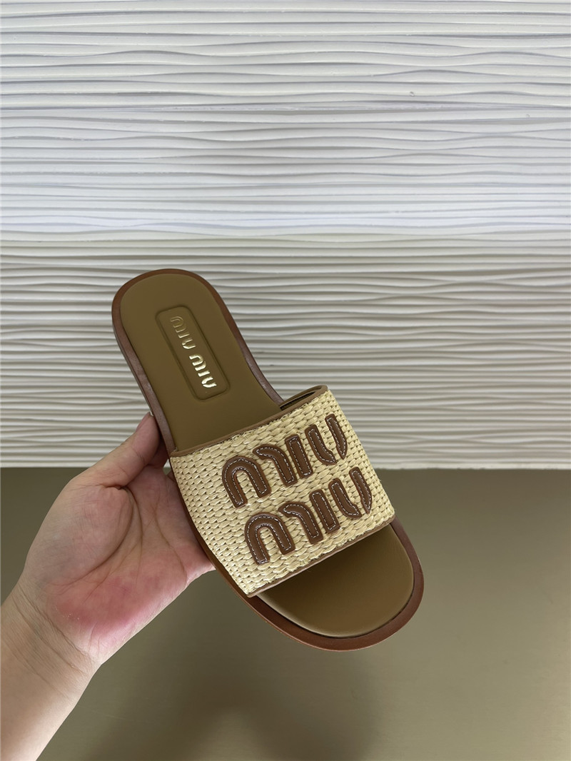 m1um1u raffia woven slippers Marg*e1a replica shoes