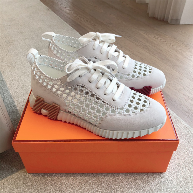 H**me5 bouncing sneakers for women