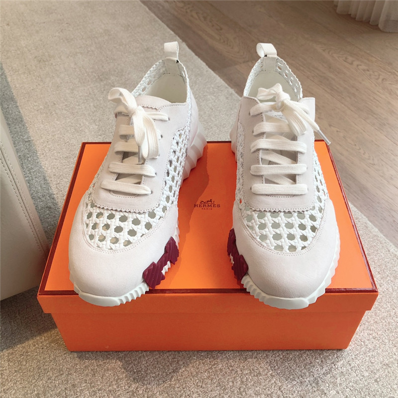 H**me5 bouncing sneakers for women