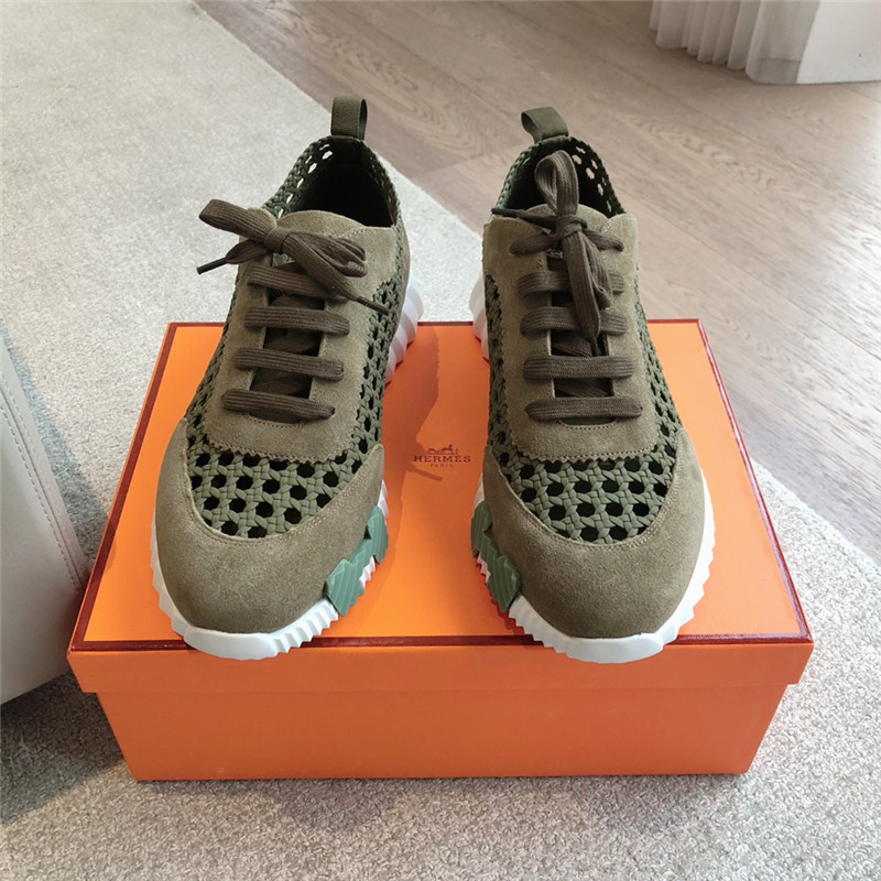 H**me5 women’s green bouncing sneakers