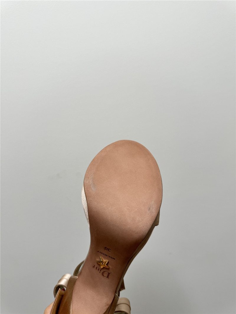 d10r bow platform high heels Marg*e1a replica shoes