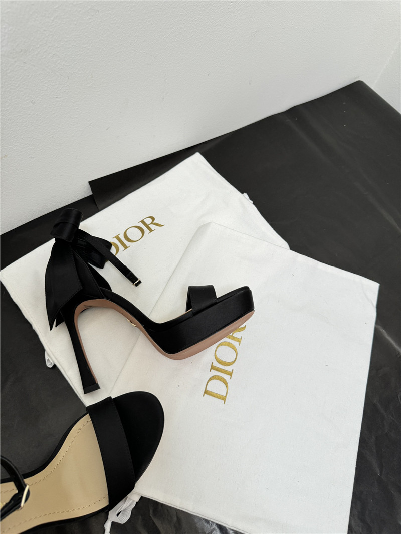 d10r bow platform high heels Marg*e1a replica shoes