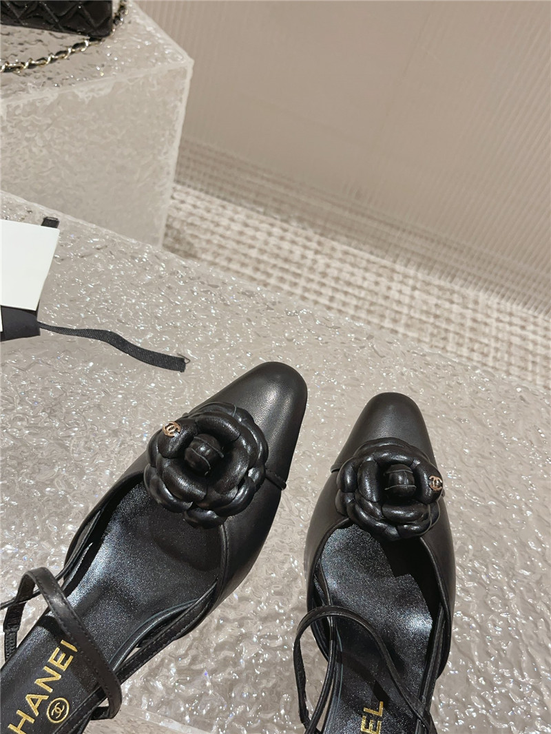 ch**el small square toe high heels Marg*e1a replica shoes
