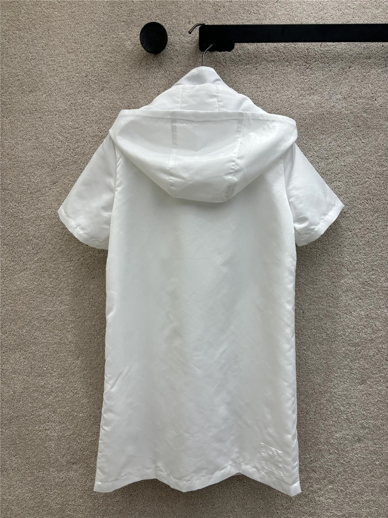 Pra*a stand collar half zip nylon short sleeve dress replica clothes