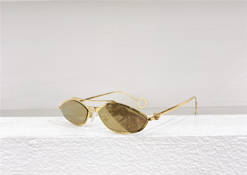 F**di fashion catwalk sunglasses