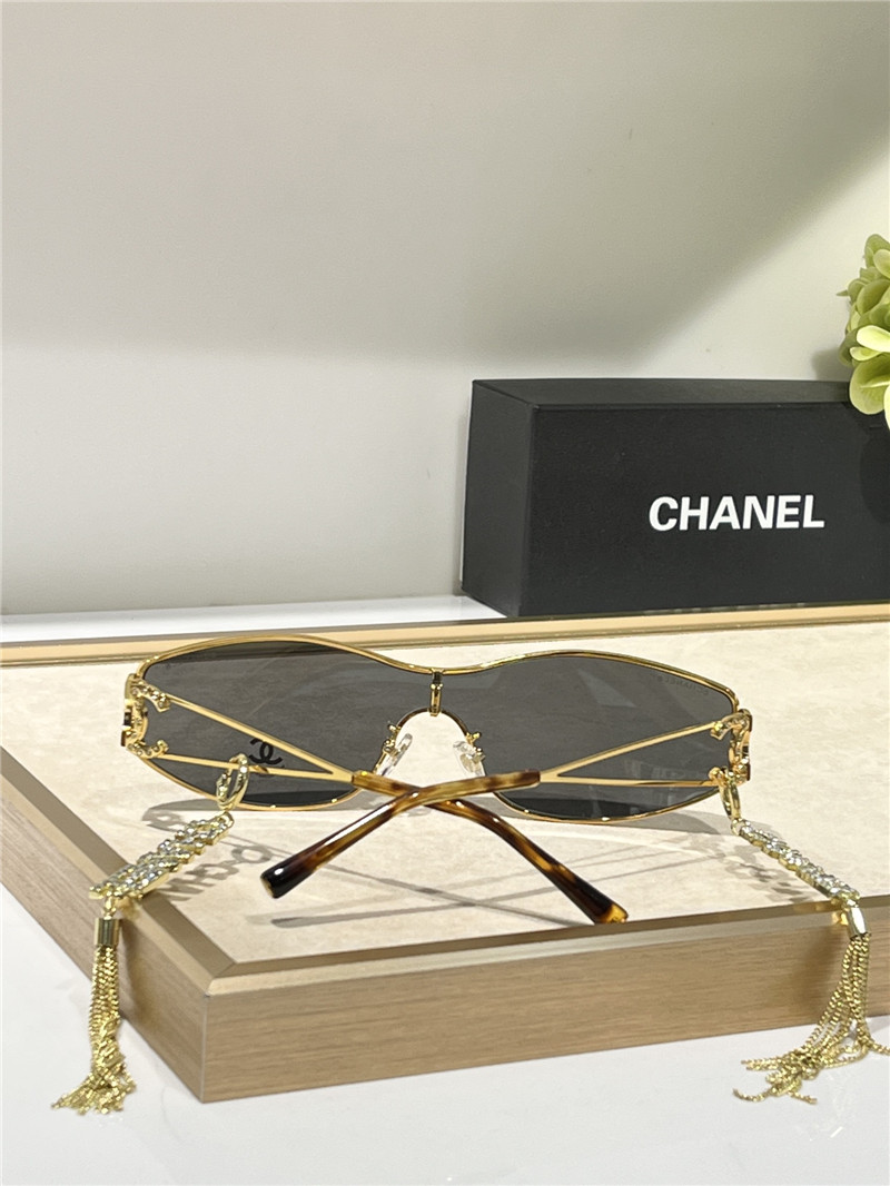 Ch**el medieval style protective glasses