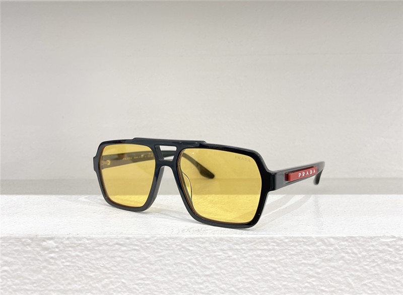 Pra*a square sunglasses