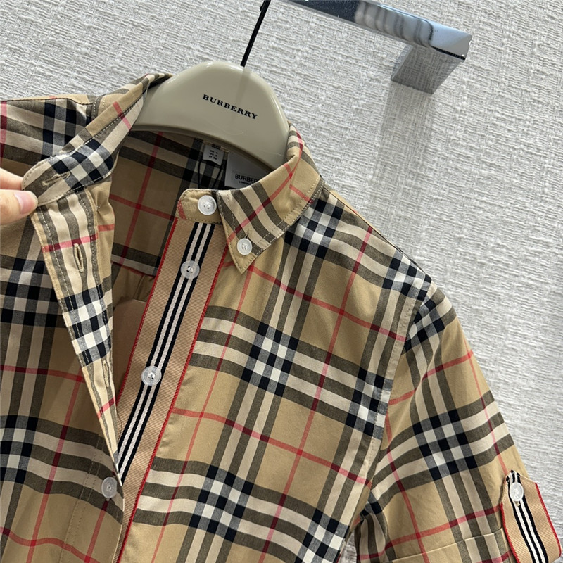 Bv*b*rry plaid short-sleeved shirt dress