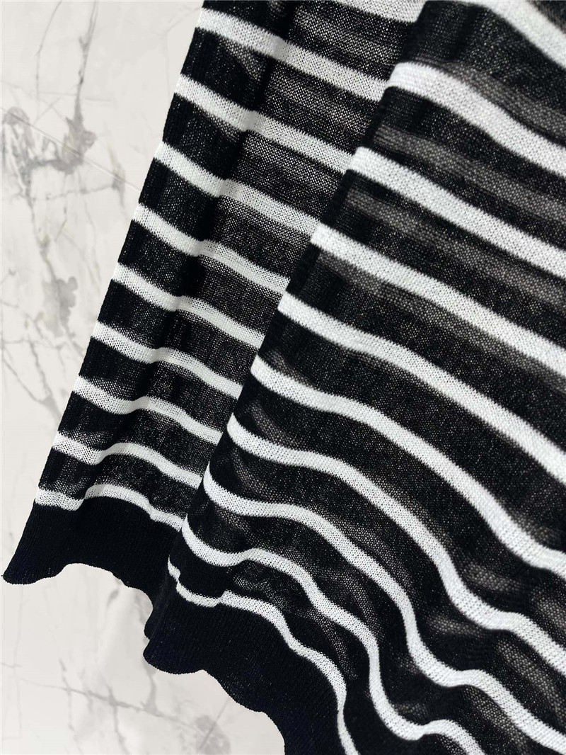 D10r striped thin knit t-shirt in black