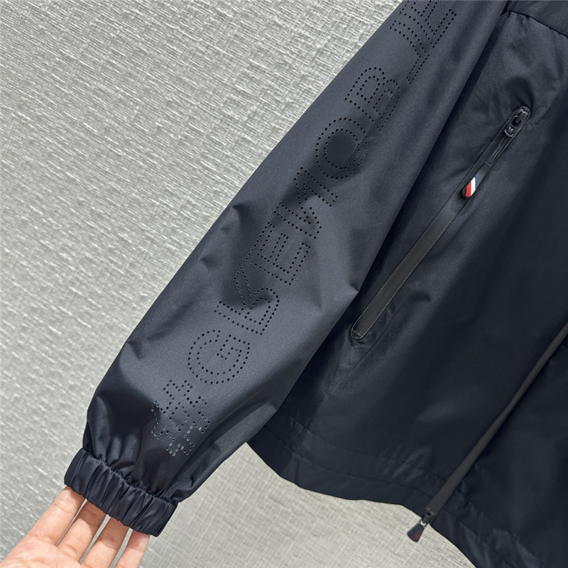 Moncler hooded jacket jacket replica clothing