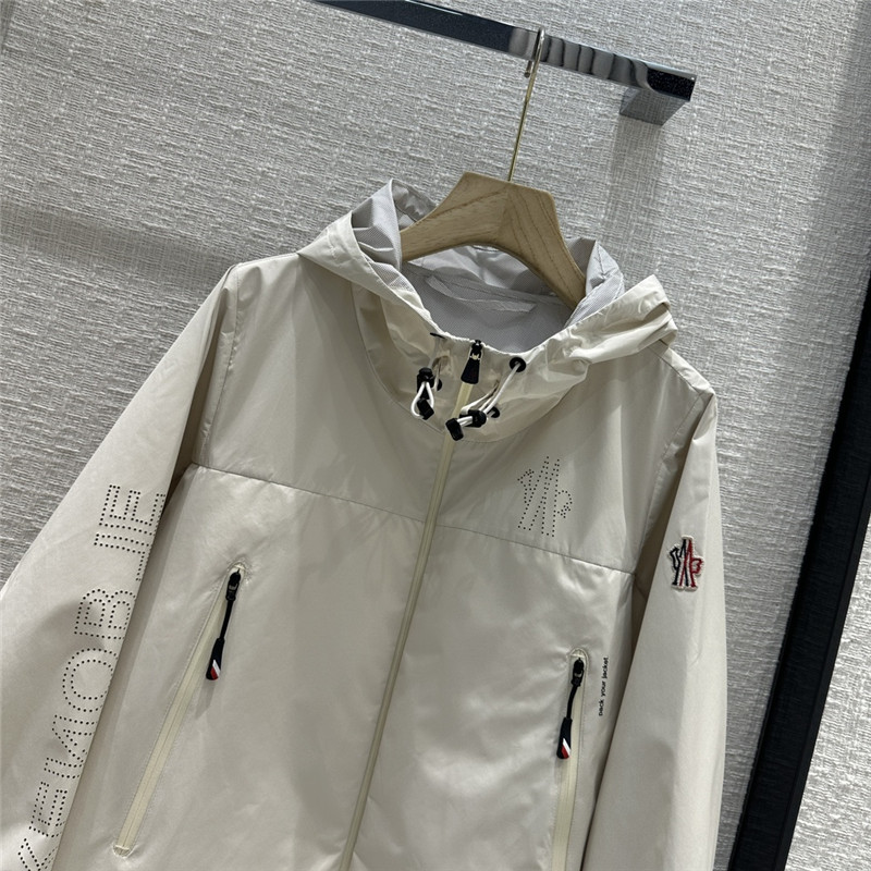 Moncler hooded jacket jacket replica clothing
