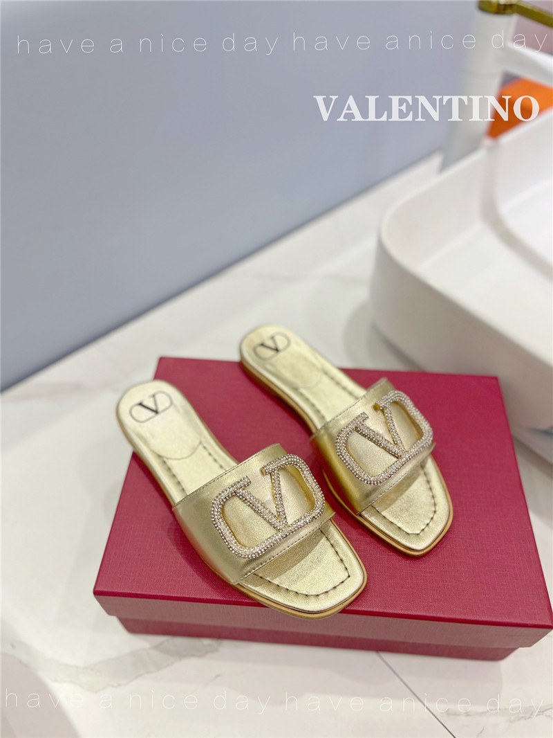 va1e*ntin0 new season slippers Marg*e1a replica shoes