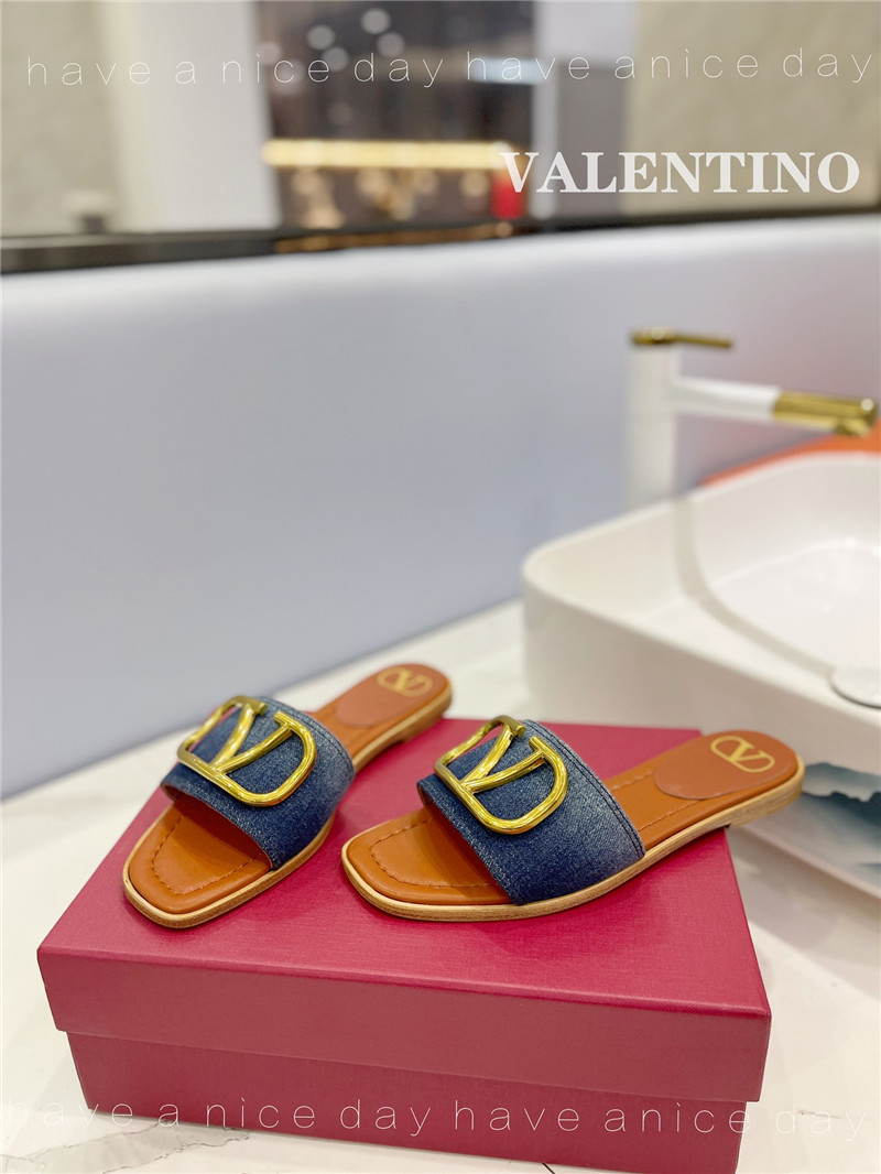 va1e*ntin0 new season slippers Marg*e1a replica shoes