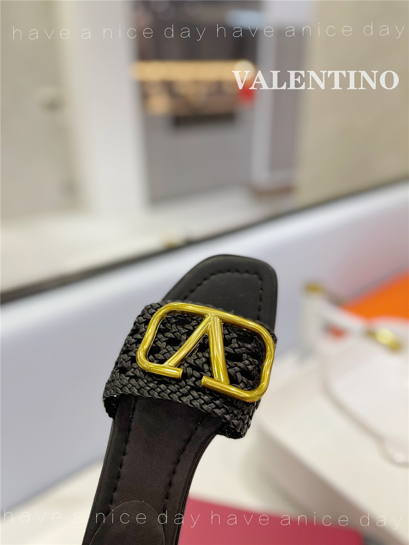 va1e*ntin0 new season slippers Marg*e1a replica shoes
