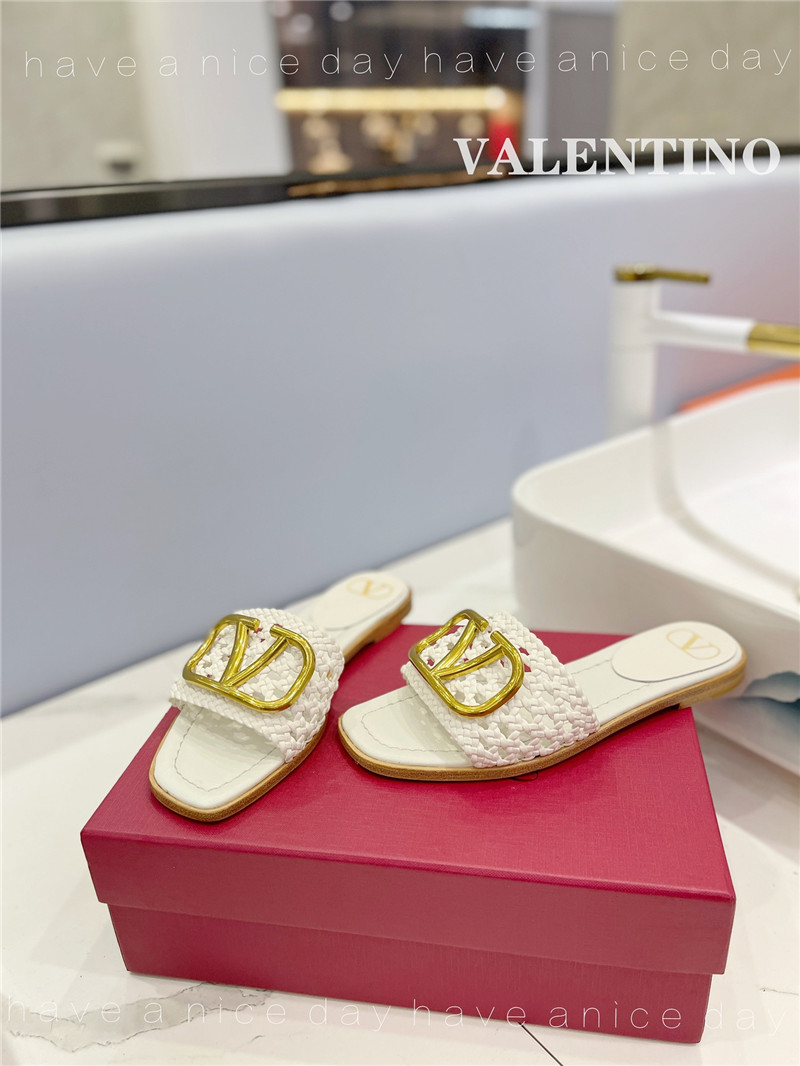 va1e*ntin0 new season slippers Marg*e1a replica shoes