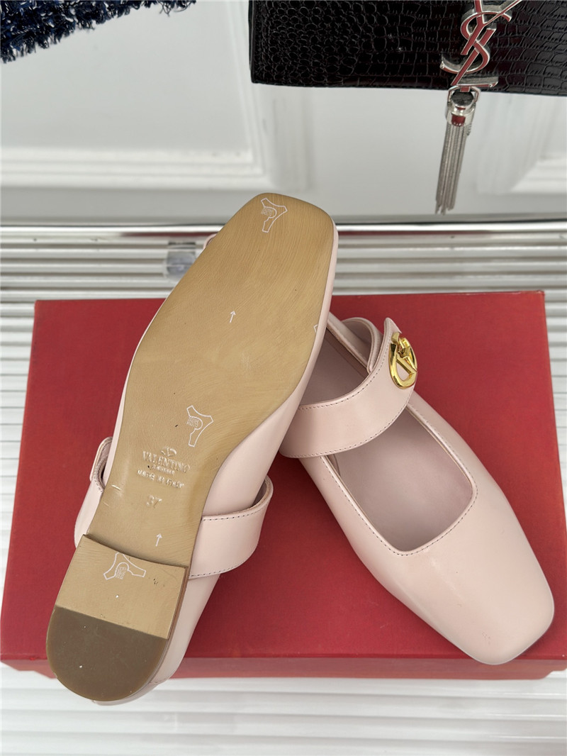 Va1e*ntin0 metal v buckle mary jane shoes replica designer shoes