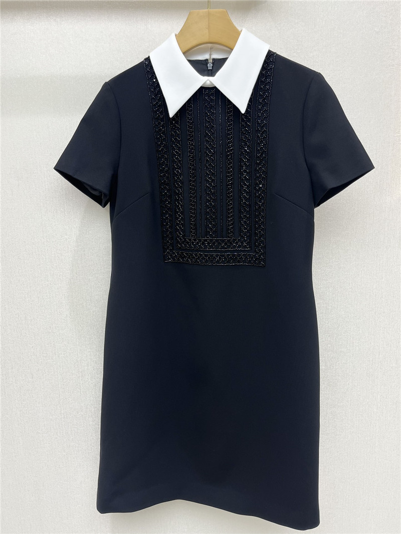 Va1e*ntin0 spring and summer dress replica clothing sites