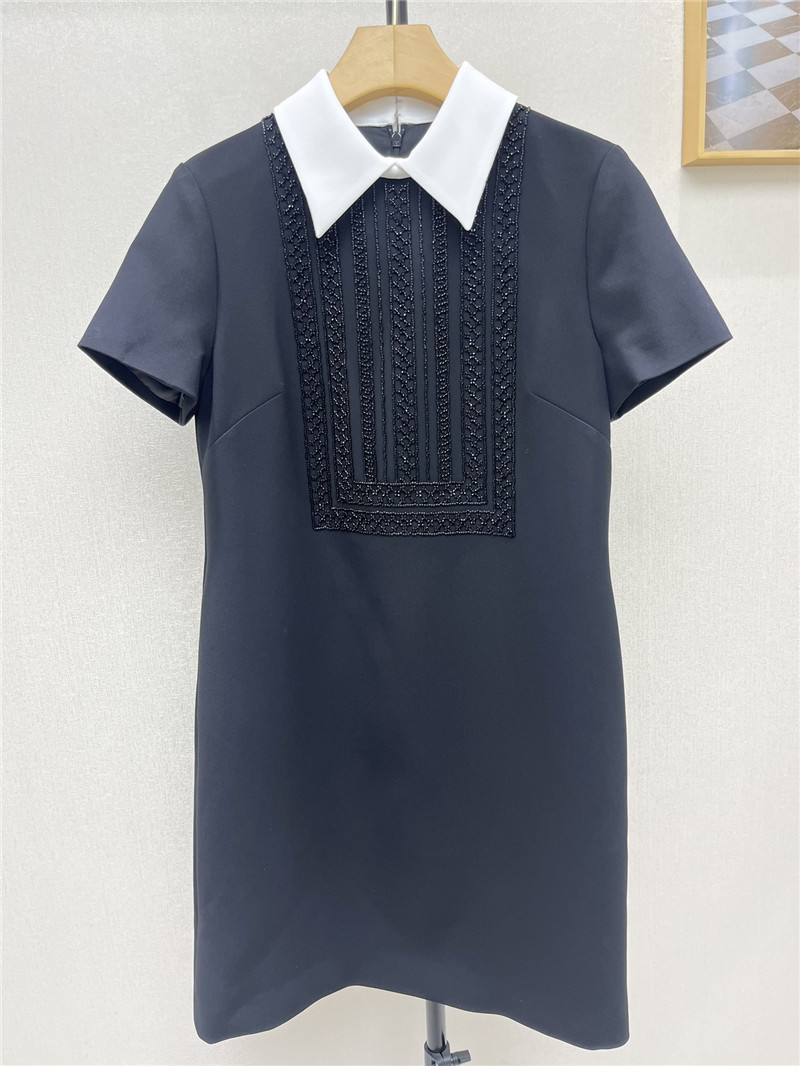 Va1e*ntin0 spring and summer dress replica clothing sites