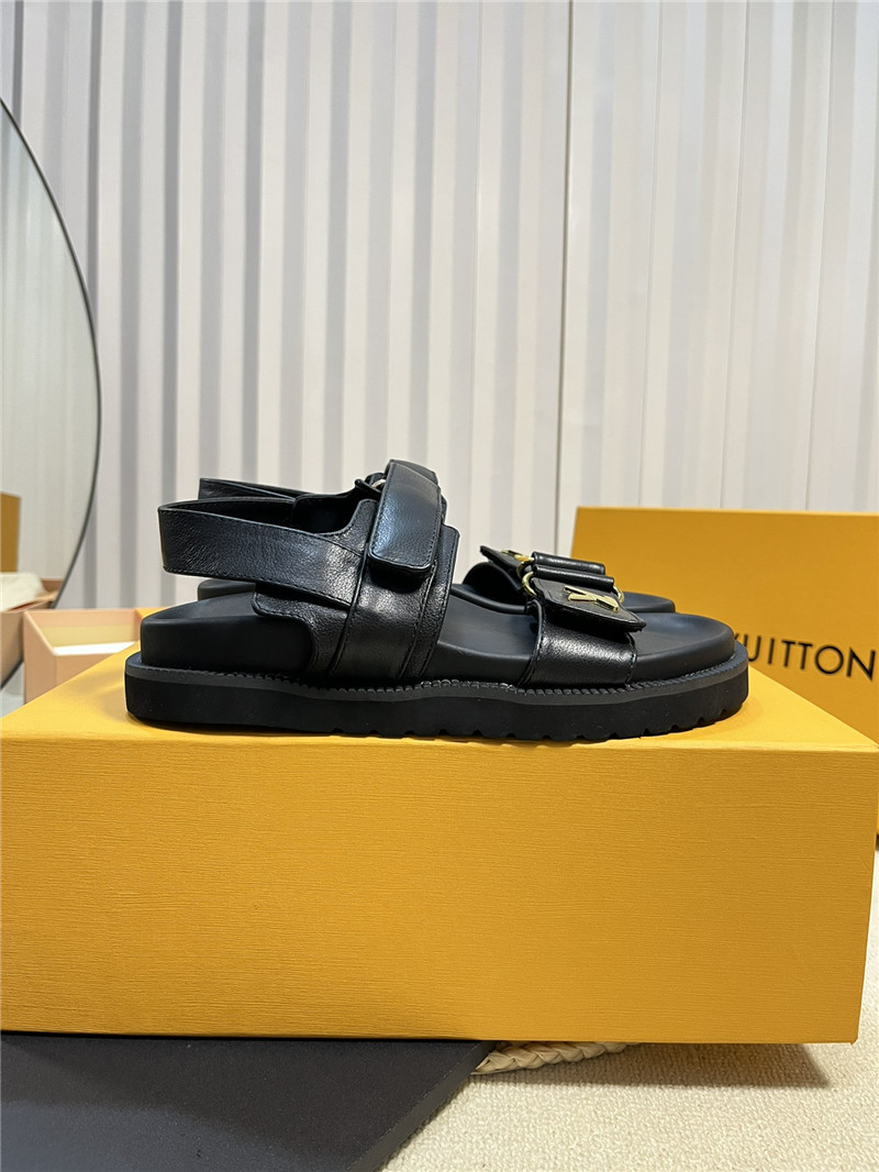 l0vis Vvtt0n lv catwalk style thick sole sandals replica shoes