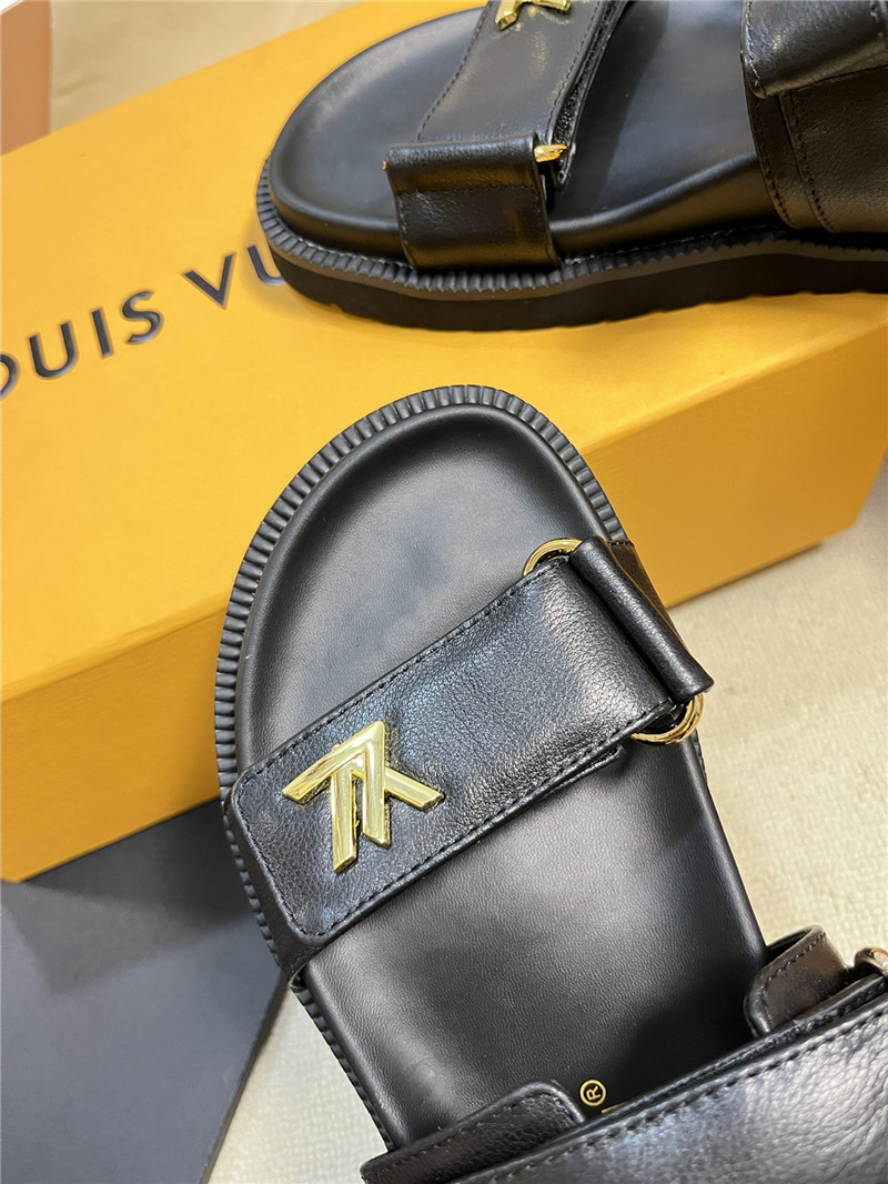 l0vis Vvtt0n lv catwalk style thick sole sandals replica shoes