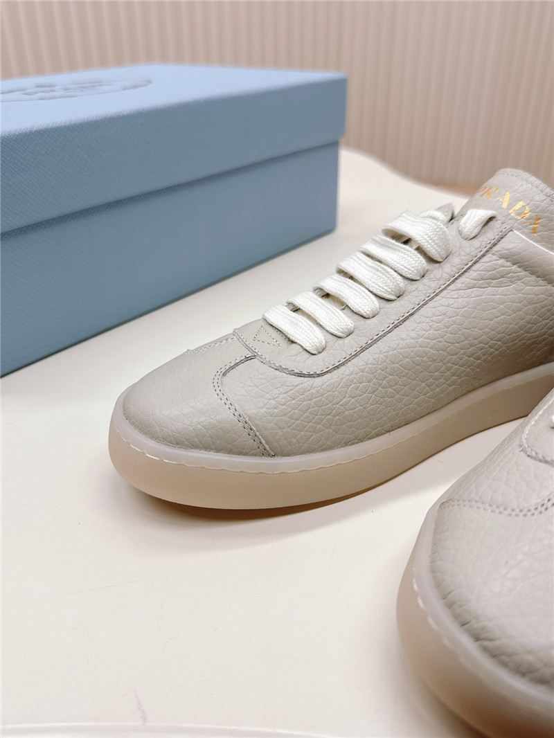 Pra*a gray leather low-top sneakers for women