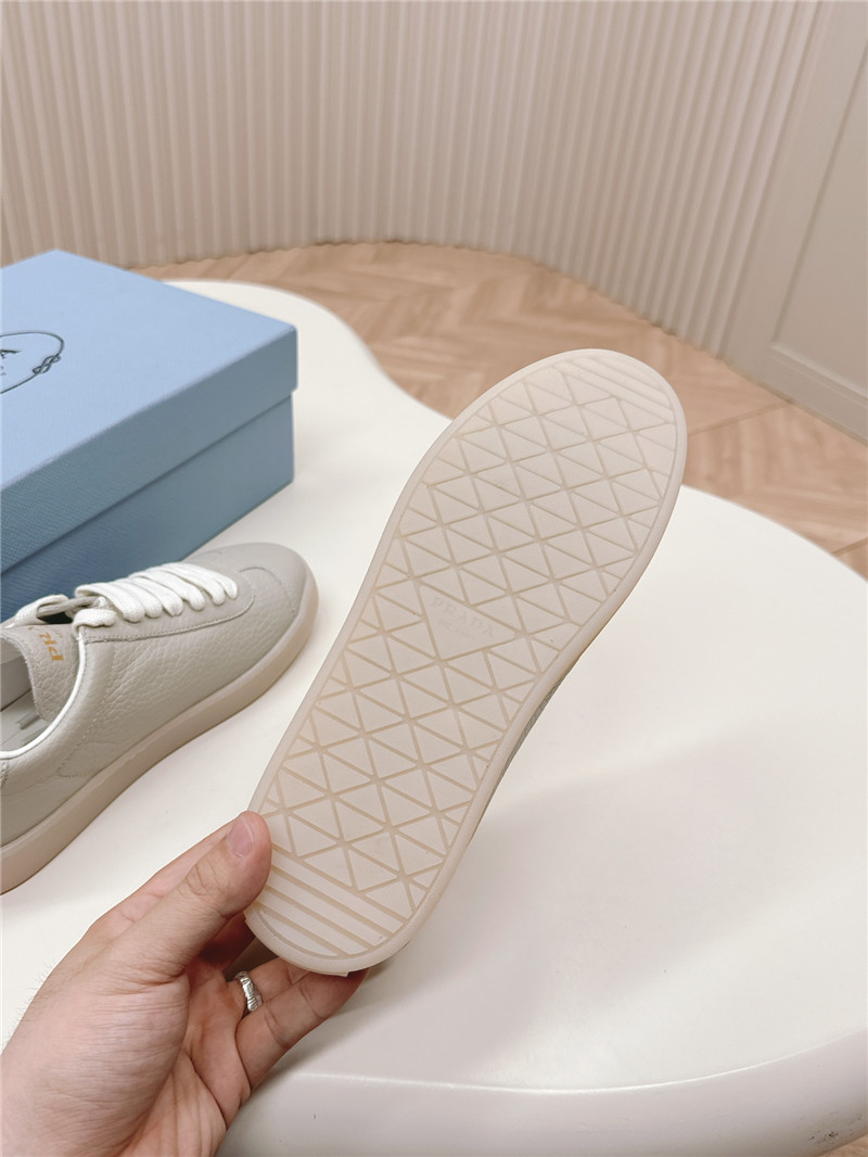 Pra*a gray leather low-top sneakers for women