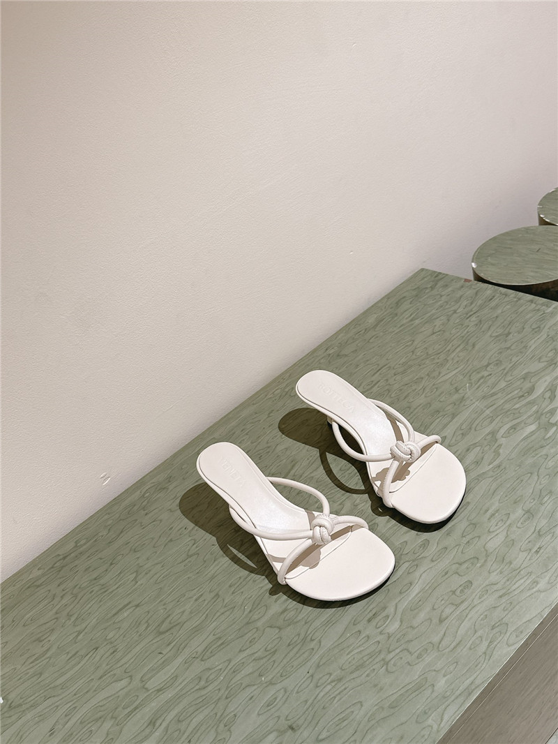 b0tt*ga ven*ta woven flip-flops Marg*e1a replica shoes