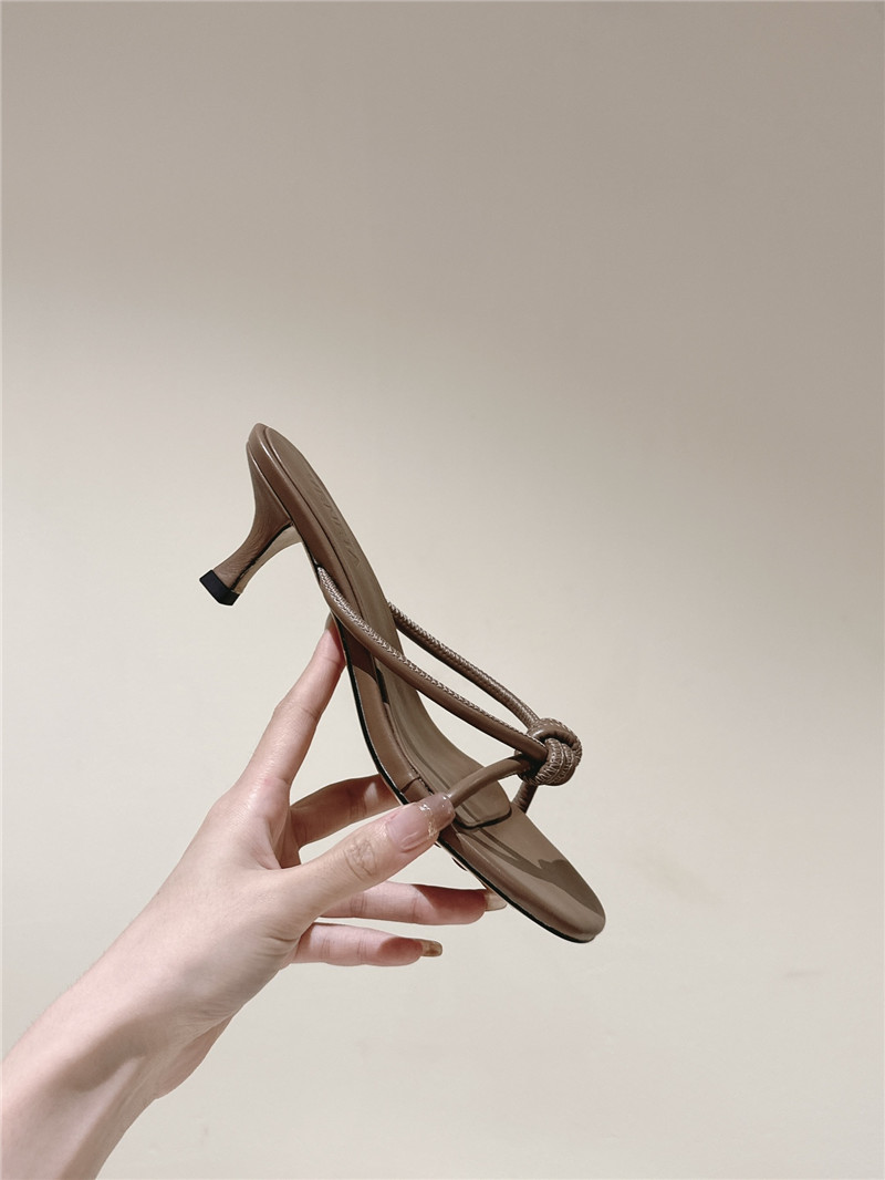 b0tt*ga ven*ta woven flip-flops Marg*e1a replica shoes